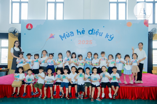 VANG MÃI KHÚC CA MÙA HÈ ĐẦY ẮP NIỀM VUI